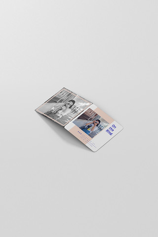 折卡海报模板_平铺折卡模板设计白色简洁样机