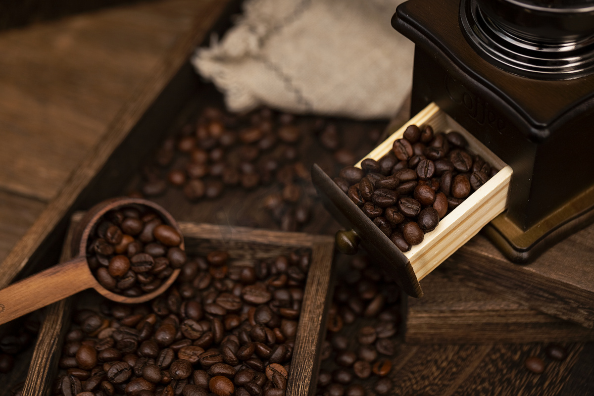 咖啡豆咖啡机摄影图图片