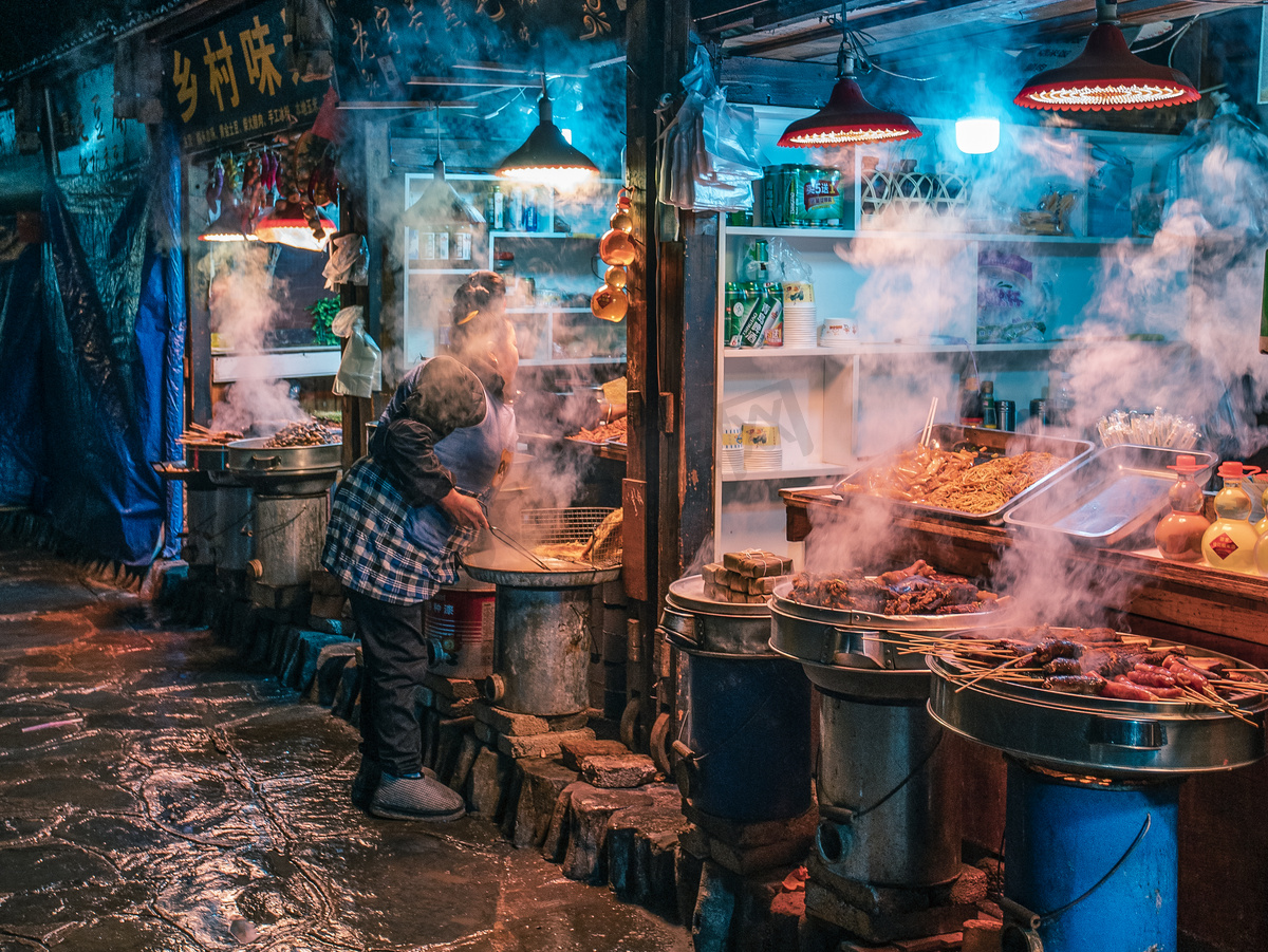 西江人间美食街拍人文气息摄影图配图图片