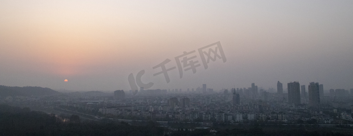 城市远景黄昏摄影图图片