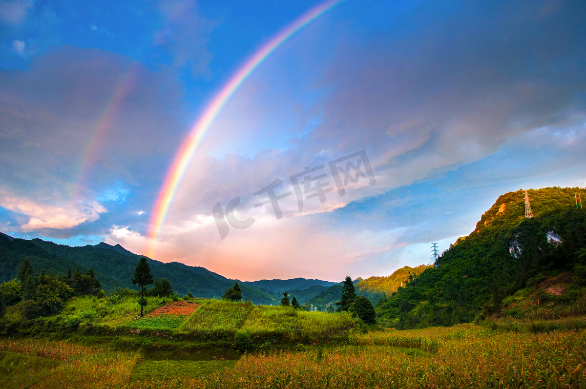 雨后彩虹摄影图图片