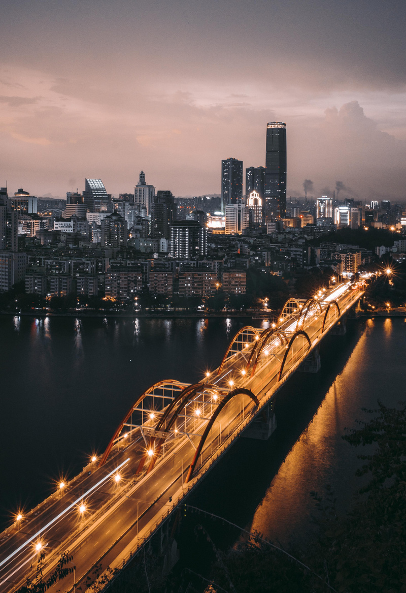 城市夜晚广西柳州城市风光夜景山顶无人机摄影图配图图片