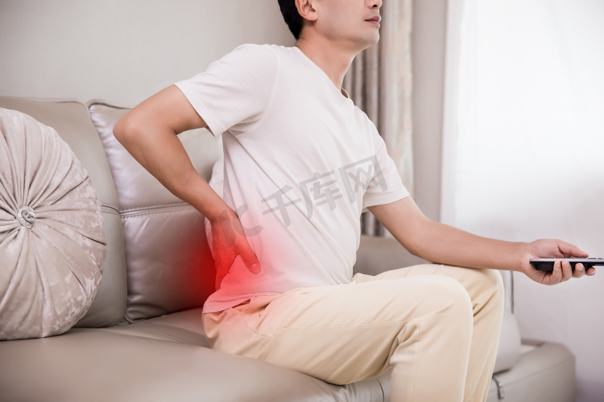 腰疼腰肌劳损受伤疼痛腰酸背痛摄影图配图图片