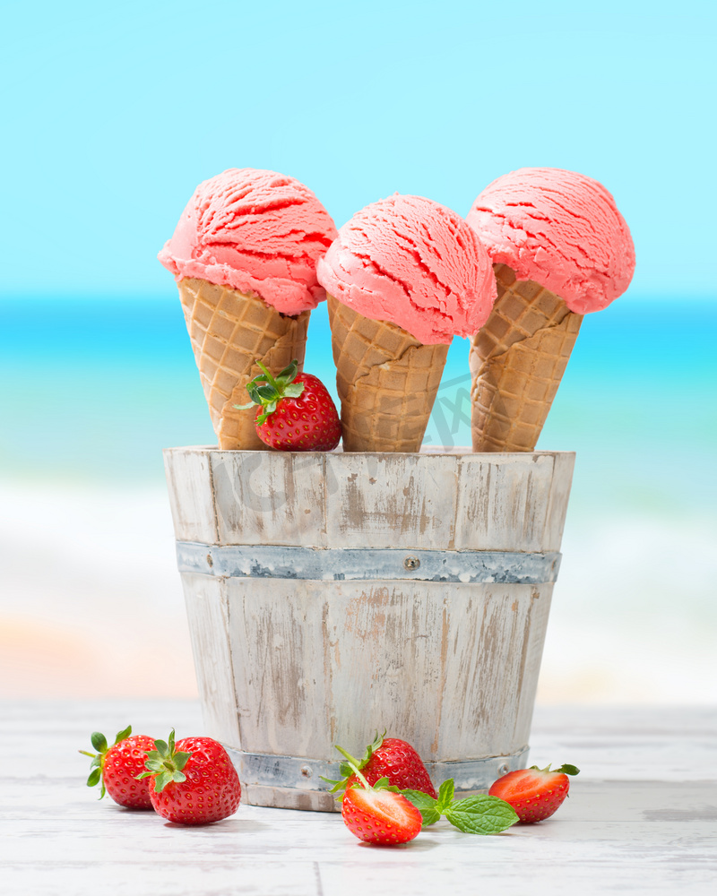 夏天水果冰淇淋摄影图片图片