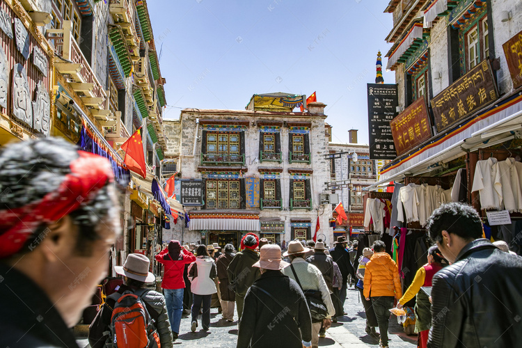 西藏城市街景摄影图