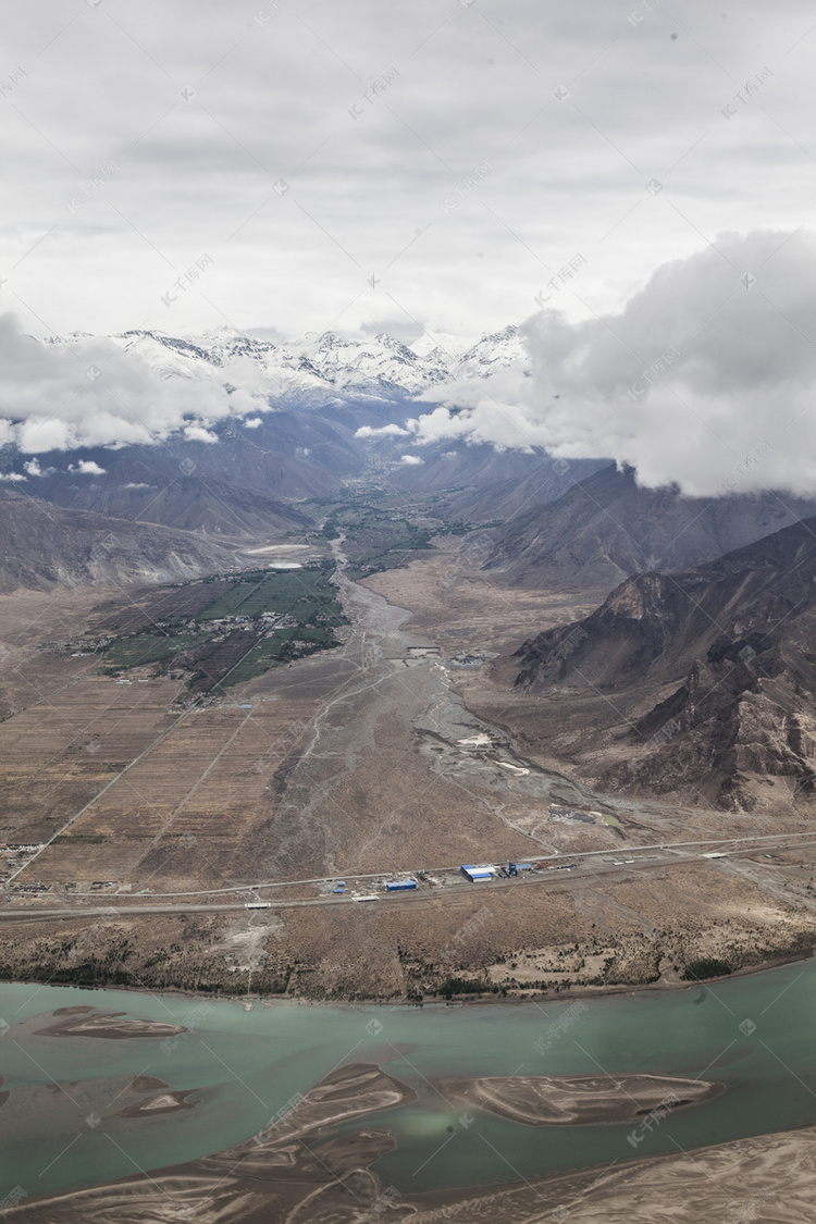 航拍美丽西藏风光摄影图