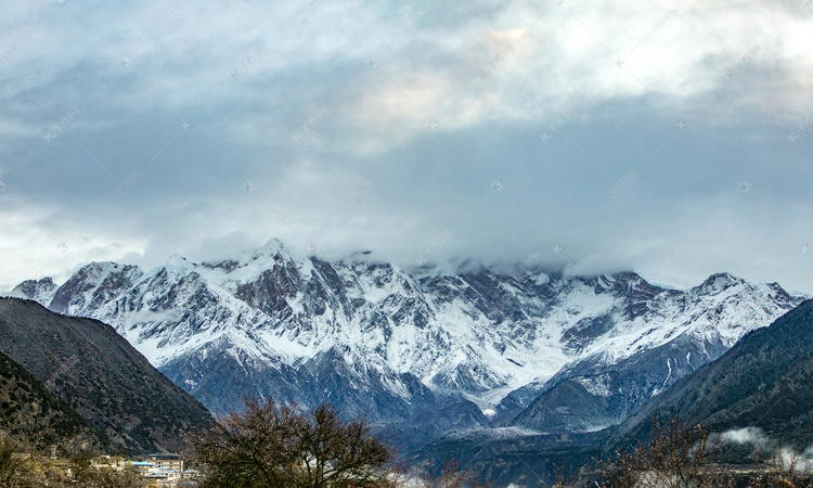 西藏山峰山峦风景摄影图