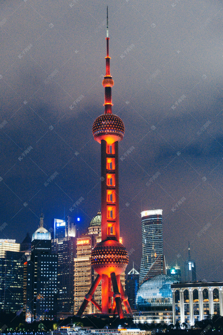上海东方明珠夜景夜游摄影图