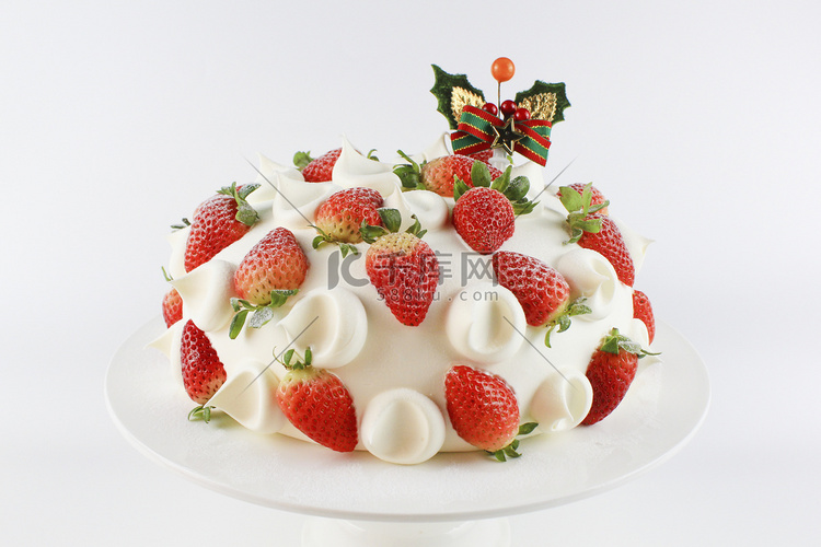 新鲜草莓蛋糕庆祝生日