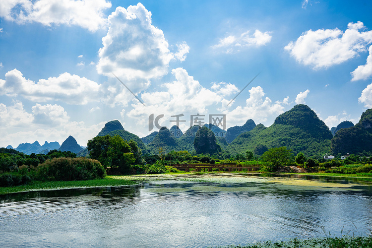 桂林白天桂林山水阳朔世外桃源景