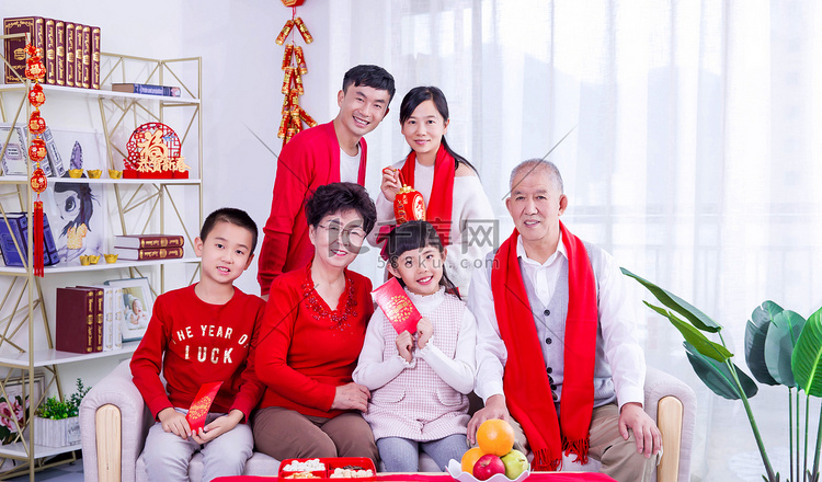 全家福春节过年人像家庭摄影图配