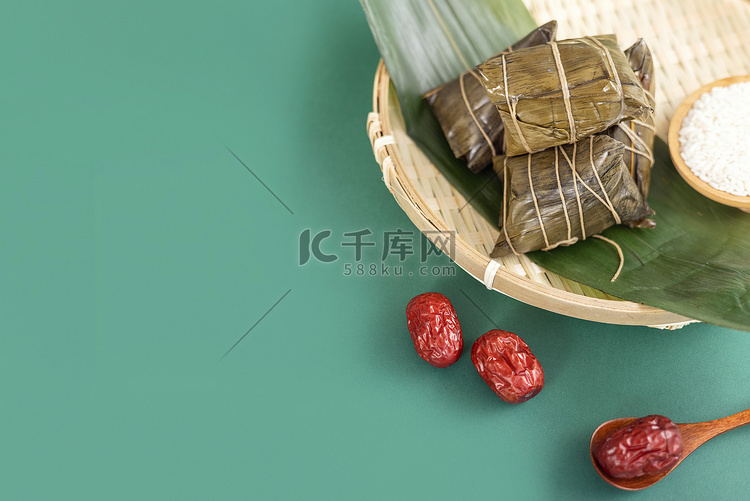 端午节节日粽子创意静物摄影图配