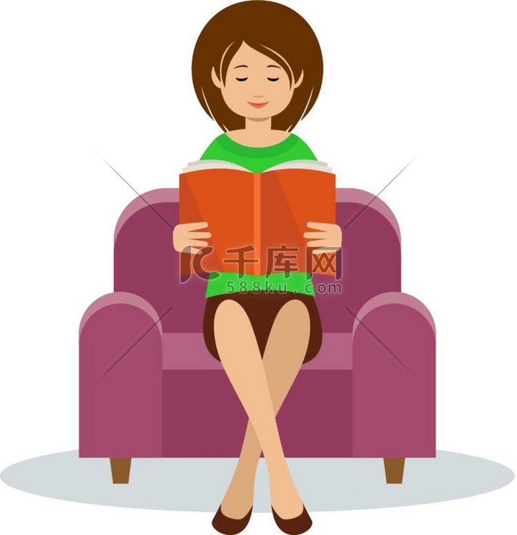 年轻女子坐在椅子上看书。