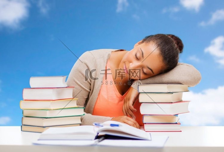 书籍、睡眠、教育、学校