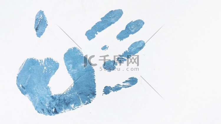 丙烯酸蓝色人的手掌打印孤立的白
