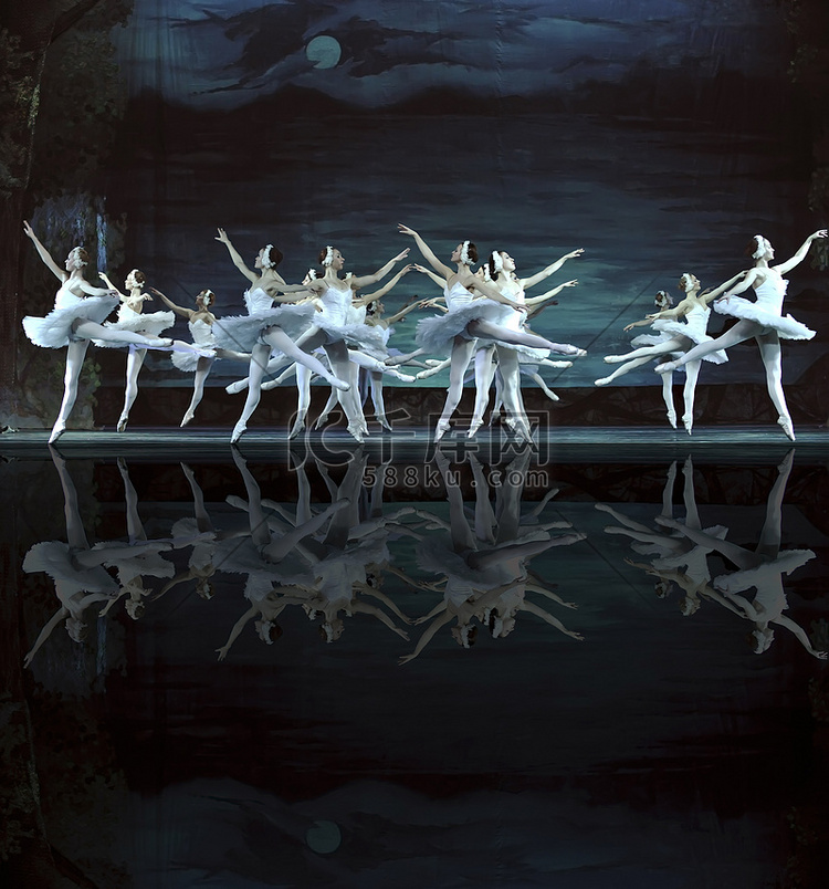 俄罗斯皇家芭蕾舞团演出的天鹅湖
