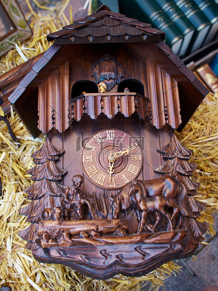 来自德国黑森林的著名布谷鸟钟