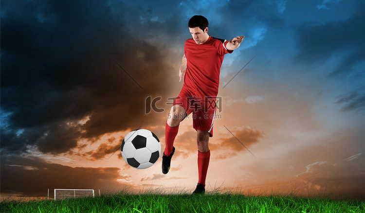 红踢足球运动员的合成图像