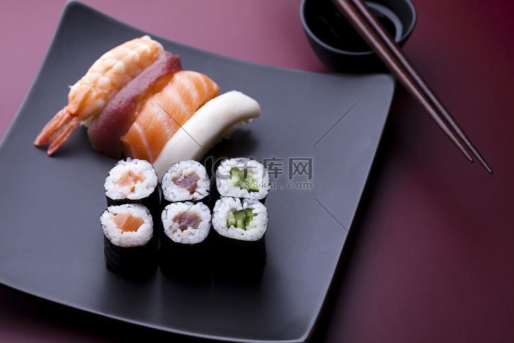 日本混合寿司，东方美食多彩主题