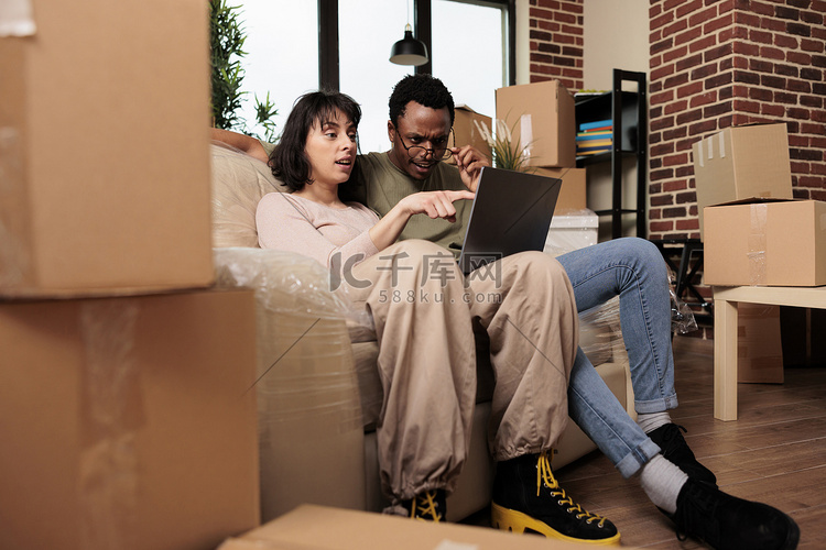 网上购物买家具的不同男女