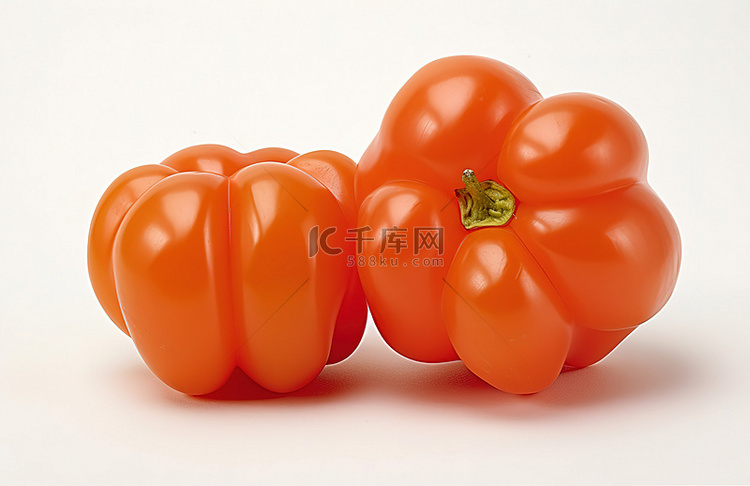 两个橙色西红柿 纳波罗多布里扎