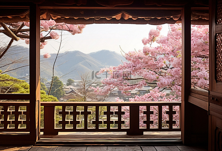 传统韩国房屋的阳台，窗户上有鲜