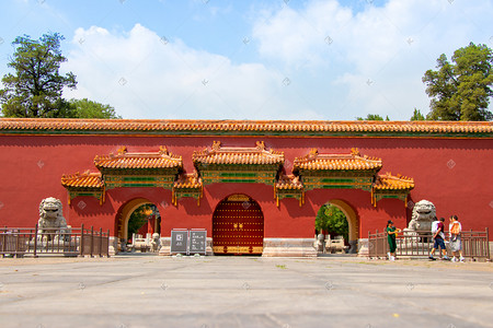 古代红墙门