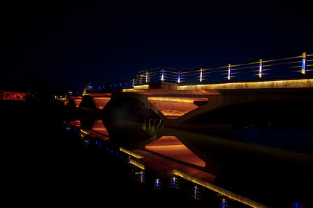 公园夜拍之小桥风景摄影图