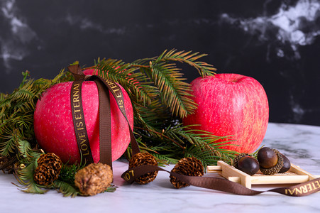 圣诞x展架摄影照片_圣诞节日平安果水果摄影图