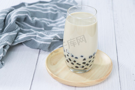 奶茶摄影照片_奶茶饮料摄影图