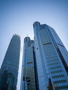 都市高楼摄影照片_城市异形建筑群高楼摄影图