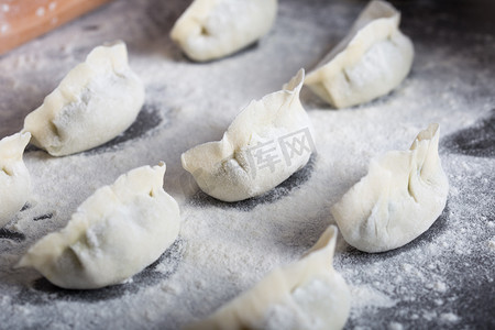 饺子摄影照片_饺子摄影图