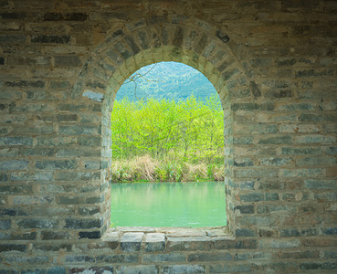 中国风特色观景窗摄影图