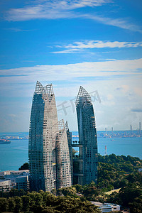 新加坡提油建筑海峡港口处摄影图