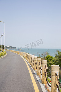 海边公路摄影图