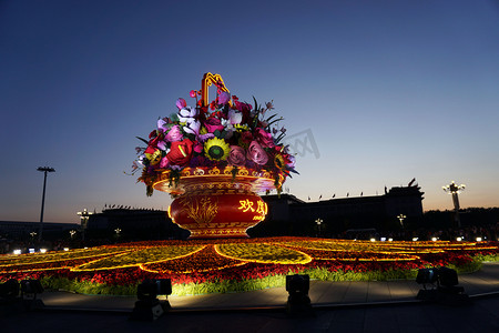 周年庆宣传摄影照片_北京天安门广场花篮特写摄影图