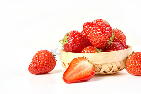 草莓摄影图