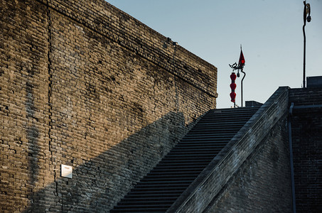 西安城墙台阶摄影图