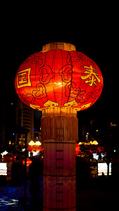福摄影照片_城市夜景氛围之红色灯笼摄影图