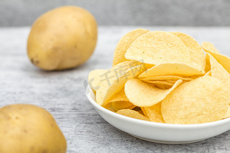 土豆薯片摄影图