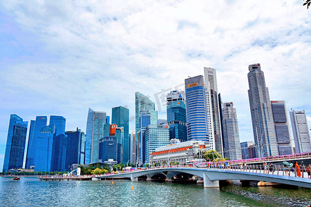 新加坡市中心高楼林立摄影图