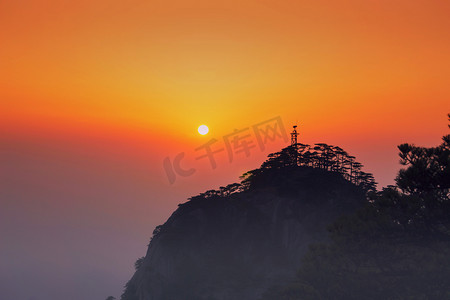 黄山日出风景摄影图