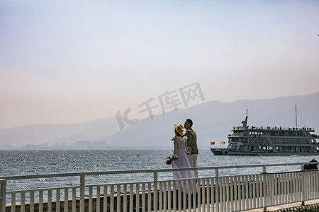 情侣520摄影照片_海景海岸线自然风景