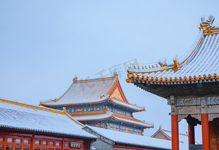 圣福灵雪景山摄影照片_故宫雪景古建筑摄影图