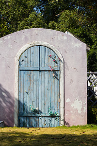 门、木门摄影照片_蓝色的木门摄影图