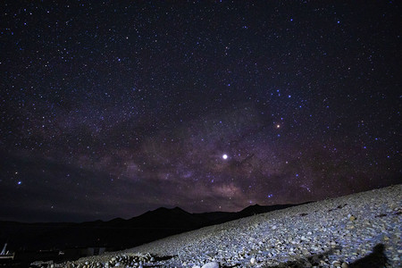 梦幻星空摄影照片_夜空星空摄影图