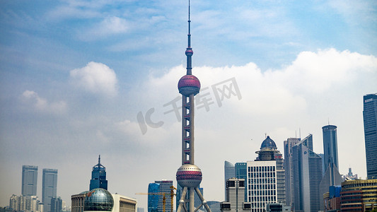 建筑摄影照片_上海地标性建筑风景东方明珠摄影图