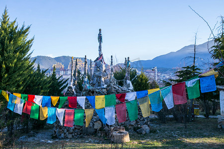 藏族白塔摄影图片