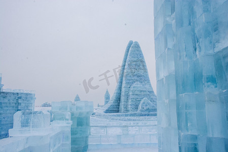 冬季冰雕建筑摄影图
