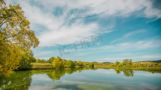 内蒙古乌兰布统公主湖景区摄影图